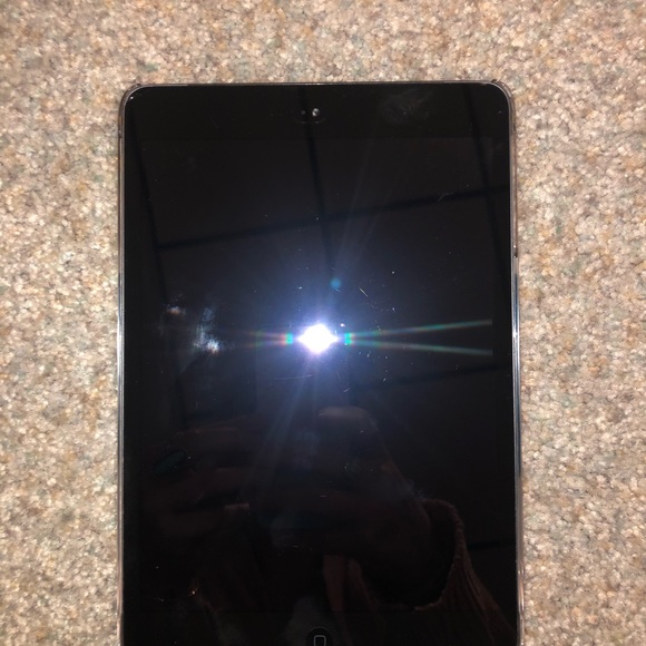 iPad mini and case - Picture 4 of 5